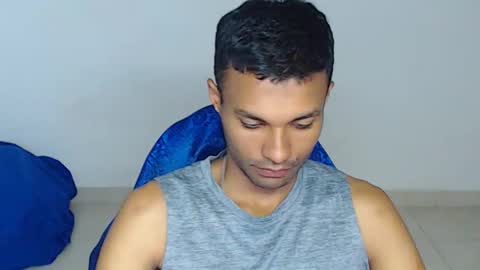 Max online show from 03/26/26, 02:44