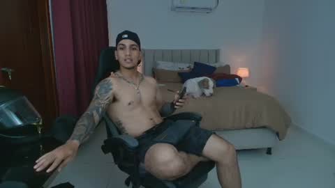 Snapshot of mr_maximo chatting on 06/21/26, 03:20 mr_maximo online show from 06/21/26, 03:20