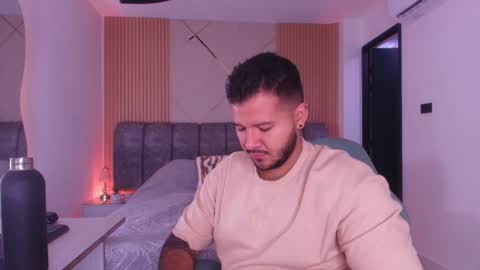 Snapshot of mr_mikee_ chatting on 02/11/26, 03:11 MIKEE online show from 02/11/26, 03:11