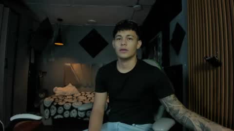 Snapshot of mr_mois chatting on 07/08/26, 04:50 mr_mois online show from 07/08/26, 04:50