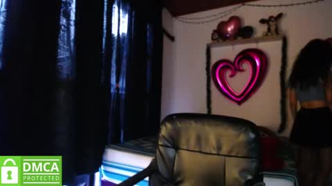 Snapshot of mr_mrscurie chatting on 12/13/24, 09:52 Mr Mrs Curie online show from 12/13/24, 09:52