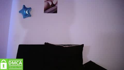 Snapshot of mr_mrscurie chatting on 02/14/25, 01:23 Mr Mrs Curie online show from 02/14/25, 01:23