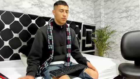 Mr Porn  online show from 06/20/26, 01:41