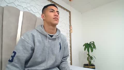 Mr Porn  online show from 06/24/26, 01:48