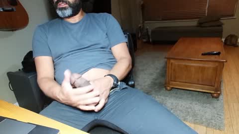 Snapshot of mr_rabbit77 chatting on 12/14/24, 06:35 Rabbit online show from 12/14/24, 06:35