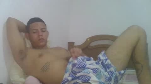 mr_sharkmaster777 online show from 12/20/24, 04:04