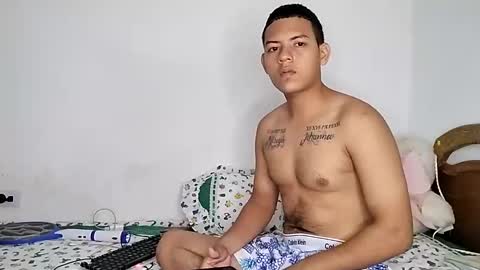 mr_sharkmaster777 online show from 12/30/24, 03:02