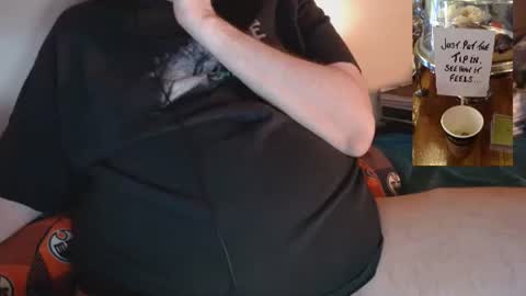 Snapshot of mr_south chatting on 12/04/24, 06:44 Mr South X online show from 12/04/24, 06:44