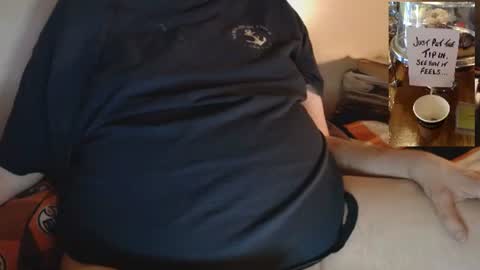 Snapshot of mr_south chatting on 03/01/25, 08:13 Mr South X online show from 03/01/25, 08:13