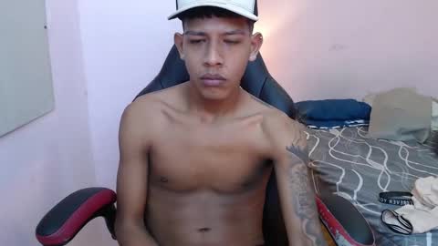 Snapshot of mr_stiven_ chatting on 01/03/25, 03:05 mr_stiven_ online show from 01/03/25, 03:05