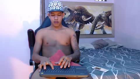 Snapshot of mr_stiven_ chatting on 03/04/25, 01:34 mr_stiven_ online show from 03/04/25, 01:34