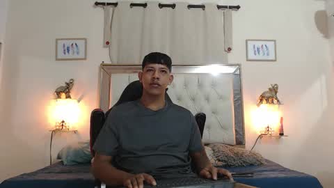 Snapshot of mr_stiven_ chatting on 09/09/25, 02:44 mr_stiven_ online show from 09/09/25, 02:44