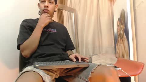 Snapshot of mr_stiven_ chatting on 11/03/25, 02:13 mr_stiven_ online show from 11/03/25, 02:13