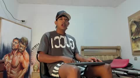 mr_stiven_ online show from 04/05/26, 02:53