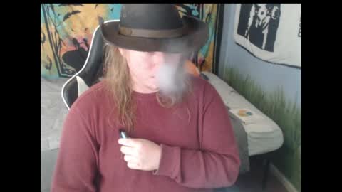 Snapshot of mr_strawberry chatting on 09/27/25, 02:11 mr_strawberry online show from 09/27/25, 02:11