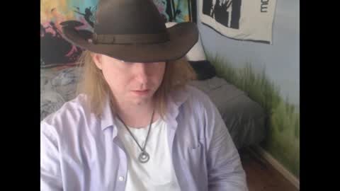 mr_strawberry online show from 03/22/26, 04:54