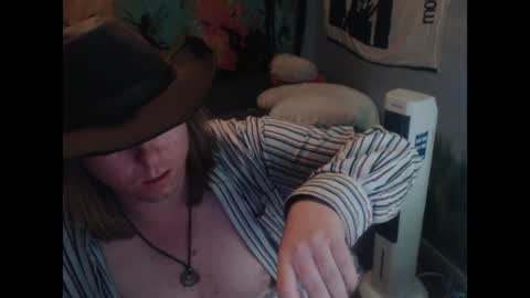 mr_strawberry online show from 04/04/26, 02:21