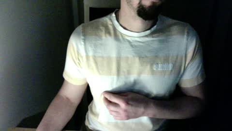 Snapshot of mr_teatime1989 chatting on 01/25/25, 05:08 the office guy online show from 01/25/25, 05:08