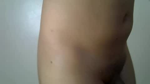 Snapshot of mr_vanillla chatting on 12/16/25, 06:40 Vanilla online show from 12/16/25, 06:40