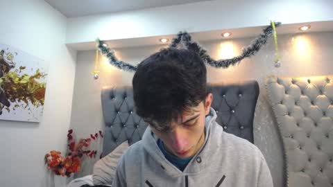 Snapshot of mr_williseo chatting on 01/05/25, 07:39 williseo online show from 01/05/25, 07:39