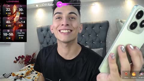 Snapshot of mr_williseo chatting on 01/22/25, 04:44 williseo online show from 01/22/25, 04:44