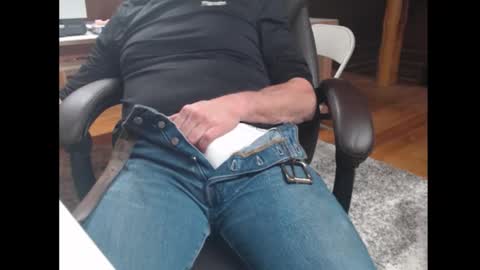 Snapshot of mr_x7333 chatting on 10/19/25, 04:46 mr_x7333 online show from 10/19/25, 04:46