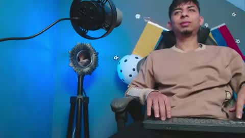 Alpha LATINO online show from 07/08/26, 10:42
