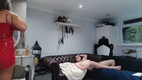 mr and mrs vanilla online show from 12/07/24, 01:36