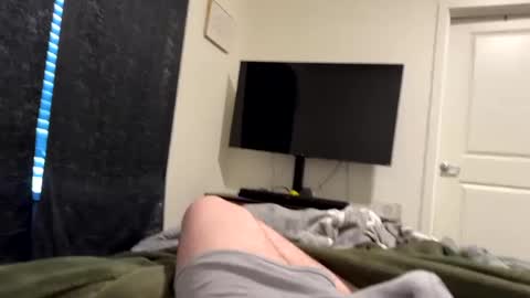 Snapshot of mrbiguy213 chatting on 09/26/25, 03:05 mrbiguy213 online show from 09/26/25, 03:05