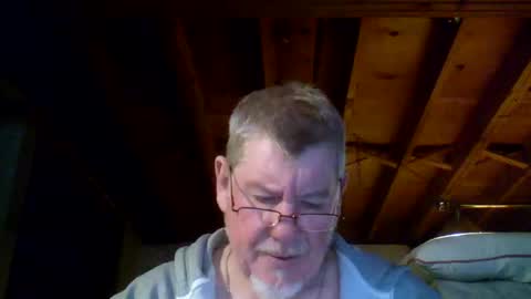 Snapshot of mrblade666 chatting on 05/11/26, 12:27 mrblade666 online show from 05/11/26, 12:27