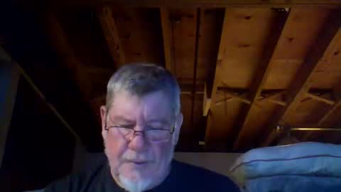 Snapshot of mrblade666 chatting on 05/20/26, 11:22 mrblade666 online show from 05/20/26, 11:22