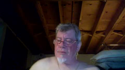 Snapshot of mrblade666 chatting on 06/20/26, 12:58 mrblade666 online show from 06/20/26, 12:58