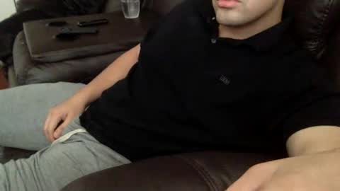 Snapshot of mrbree chatting on 10/29/25, 05:58 Mr Bree online show from 10/29/25, 05:58