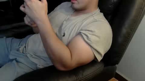 Snapshot of mrbree chatting on 11/05/25, 06:08 Mr Bree online show from 11/05/25, 06:08