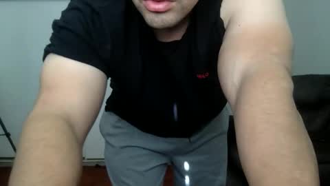 Snapshot of mrbree chatting on 11/29/25, 07:50 Mr Bree online show from 11/29/25, 07:50