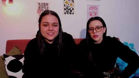 Laura online show from 06/03/26, 03:31