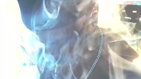 Snapshot of mrbyronstallion chatting on 10/10/25, 05:12 byron online show from 10/10/25, 05:12