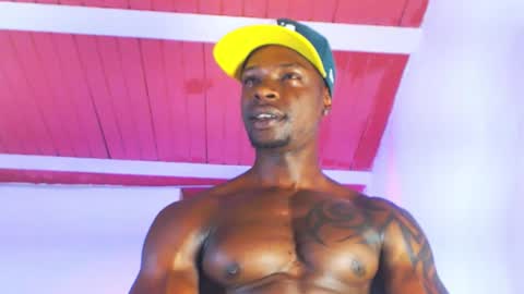 Snapshot of mrbyronstallion chatting on 11/04/25, 02:49 byron online show from 11/04/25, 02:49