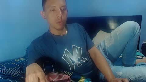 Snapshot of mrchrisdaniel chatting on 09/28/25, 04:34 Christtofer online show from 09/28/25, 04:34