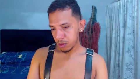 Christtofer online show from 05/08/26, 12:05