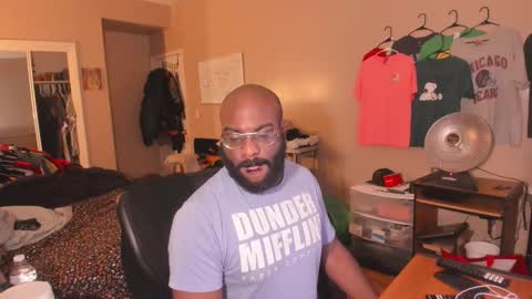 Snapshot of mrchuckdailyxxx chatting on 01/10/26, 05:53 Chuck Daily online show from 01/10/26, 05:53