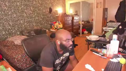 Snapshot of mrchuckdailyxxx chatting on 07/24/26, 10:41 Chuck Daily online show from 07/24/26, 10:41