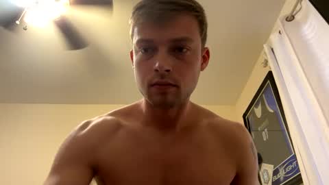 Snapshot of mrcoolguy68 chatting on 12/05/24, 03:17 mrcoolguy68 online show from 12/05/24, 03:17