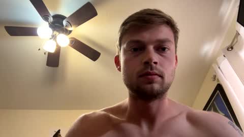 Snapshot of mrcoolguy68 chatting on 12/22/24, 09:20 mrcoolguy68 online show from 12/22/24, 09:20