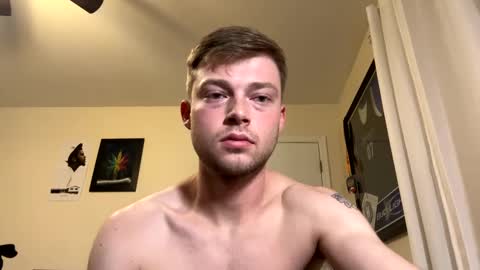 Snapshot of mrcoolguy68 chatting on 01/15/25, 01:31 mrcoolguy68 online show from 01/15/25, 01:31