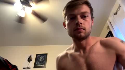 Snapshot of mrcoolguy68 chatting on 03/10/25, 02:26 mrcoolguy68 online show from 03/10/25, 02:26