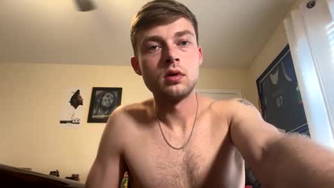 Snapshot of mrcoolguy68 chatting on 10/01/25, 11:00 mrcoolguy68 online show from 10/01/25, 11:00