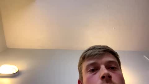 Snapshot of mrcoolguy68 chatting on 10/21/25, 12:11 mrcoolguy68 online show from 10/21/25, 12:11