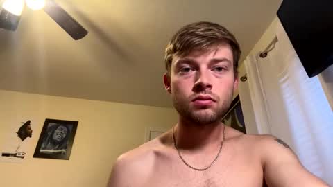 Snapshot of mrcoolguy68 chatting on 11/01/25, 02:41 mrcoolguy68 online show from 11/01/25, 02:41