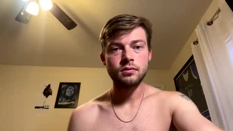 Snapshot of mrcoolguy68 chatting on 11/03/25, 03:24 mrcoolguy68 online show from 11/03/25, 03:24